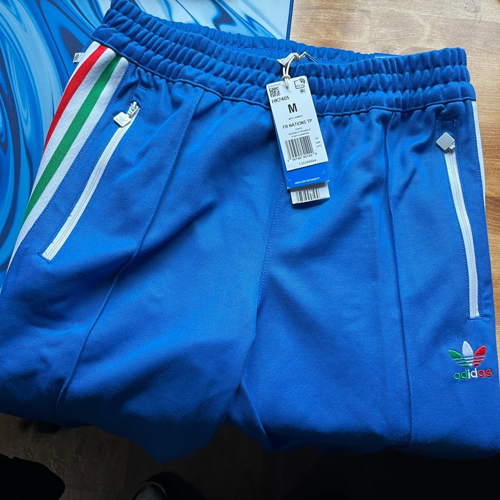 Adidas Pleaded 🇮🇹 Sweat Pants